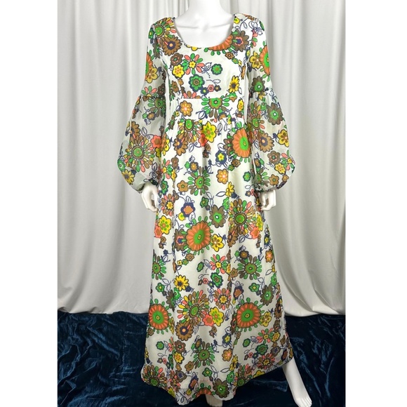 Vintage 1960’s Floral Printed Chiffon Maxi Dress - Peasant Sleeve Gown - Small - Picture 1 of 10